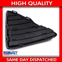 Решетка ПРАВАЯ треугольная переднего бампера Focus III 2011-2015